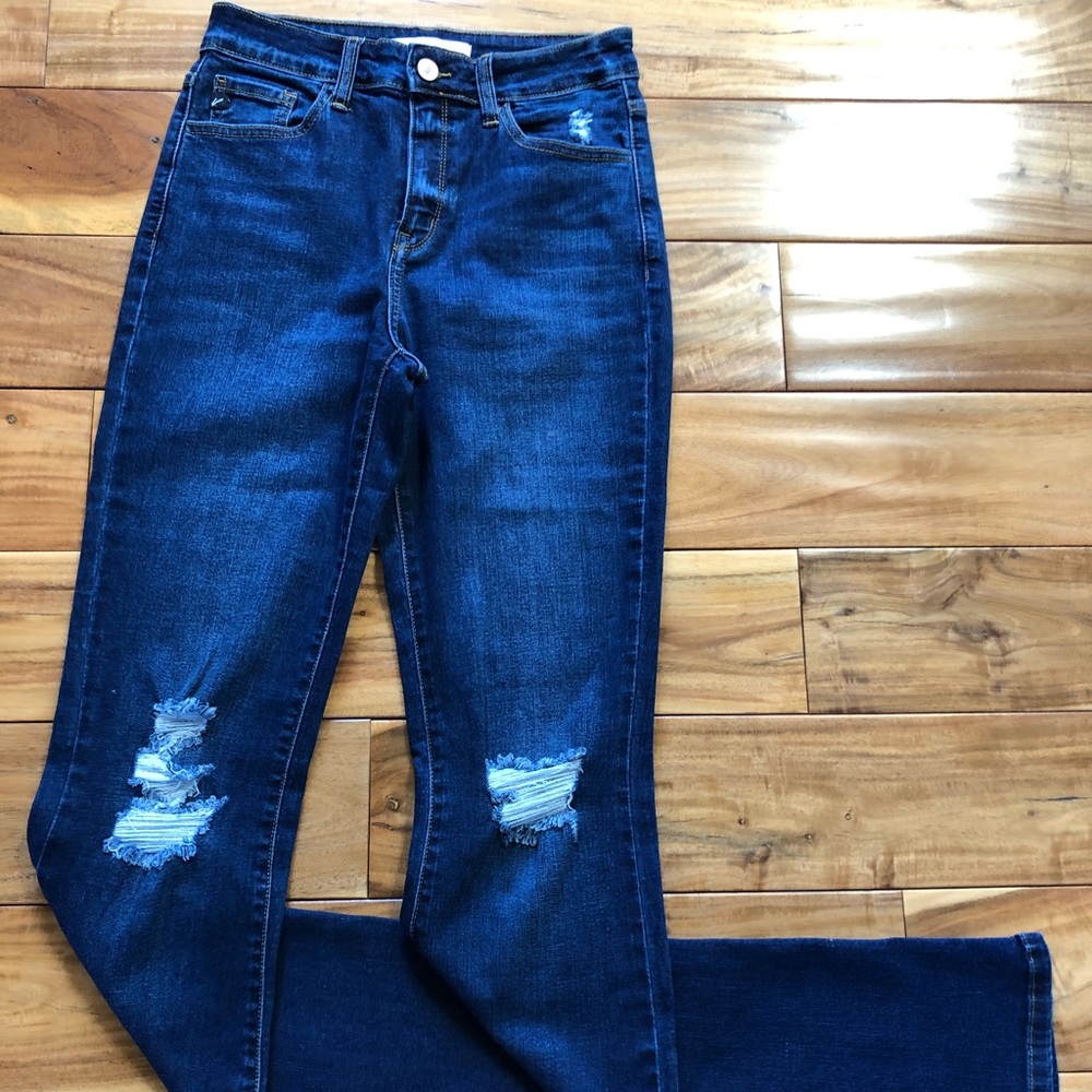 Kancan jeans flare leg size 7/27 EUC